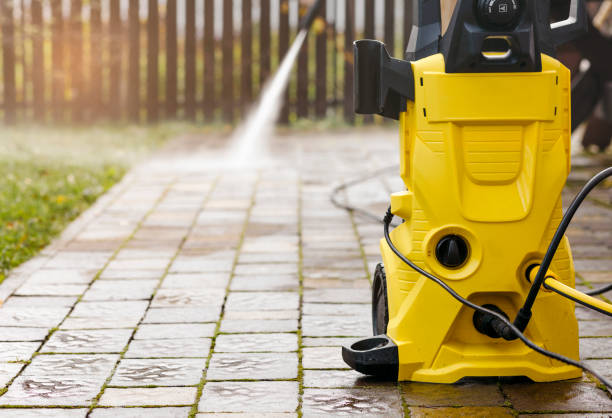 Best Parking Lot and Garage Cleaning  in Highgrove, CA